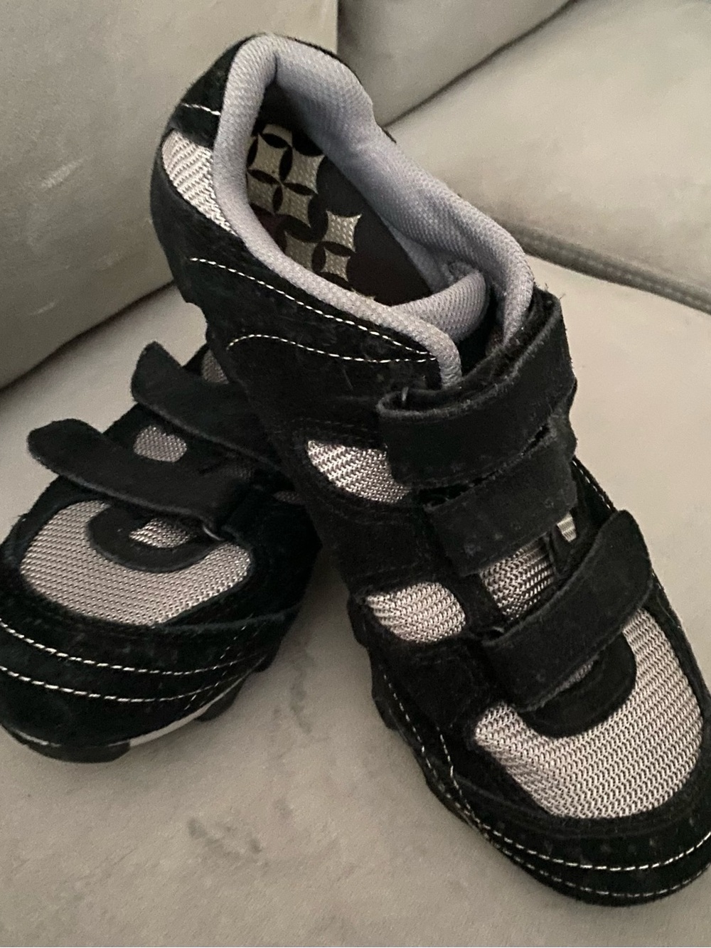 Riata Cycling Spin Shoes Black Suede Velcro Closure Size 39 US 8.5